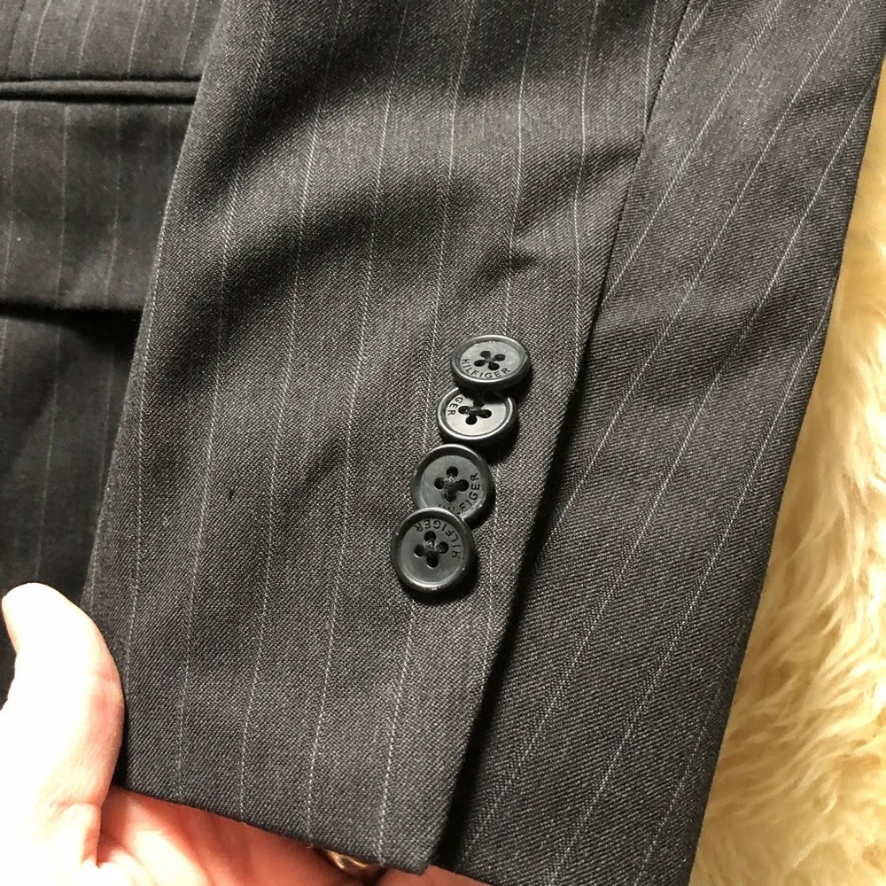 Tommy Hilfiger excellent comes